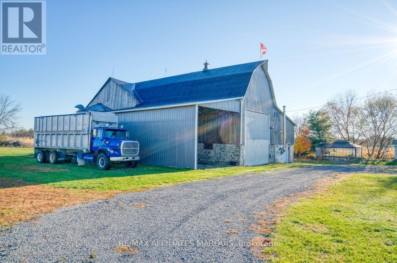 421 Summers Road Property Photo 45