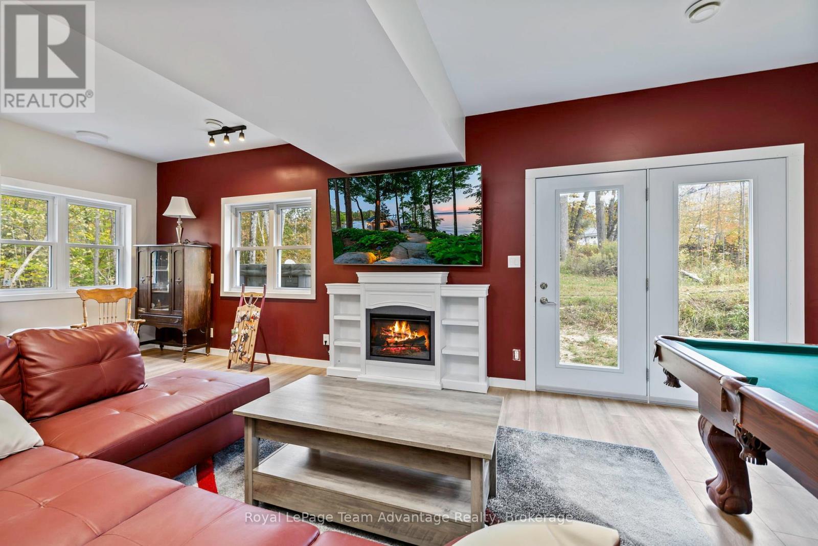 17 Hagerman Court Property Photo 29