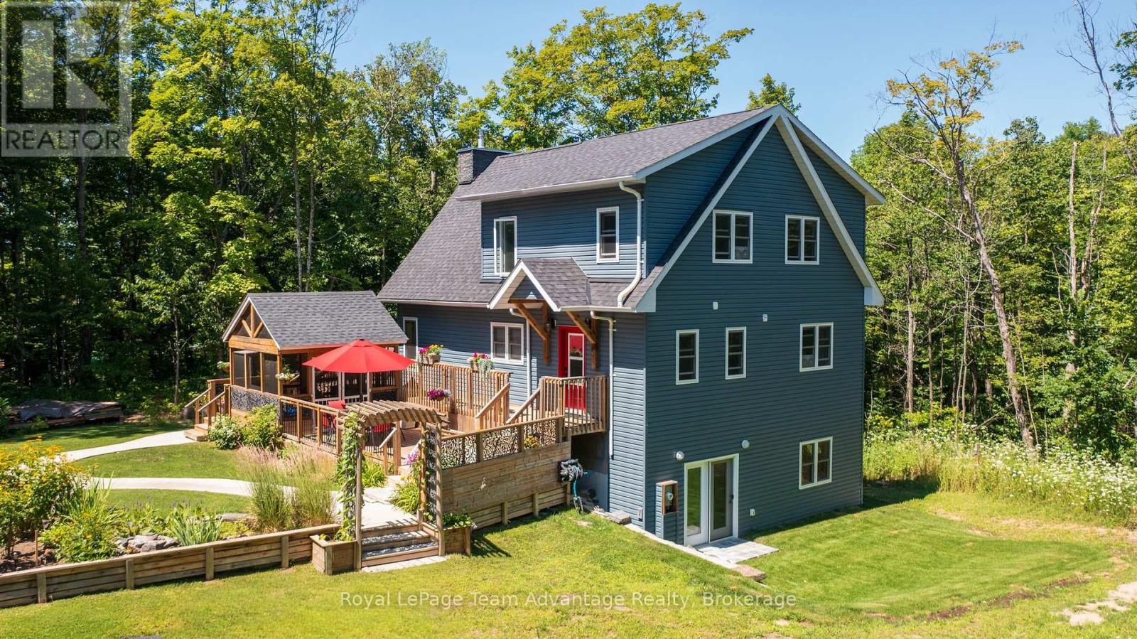 17 Hagerman Court Property Photo 39