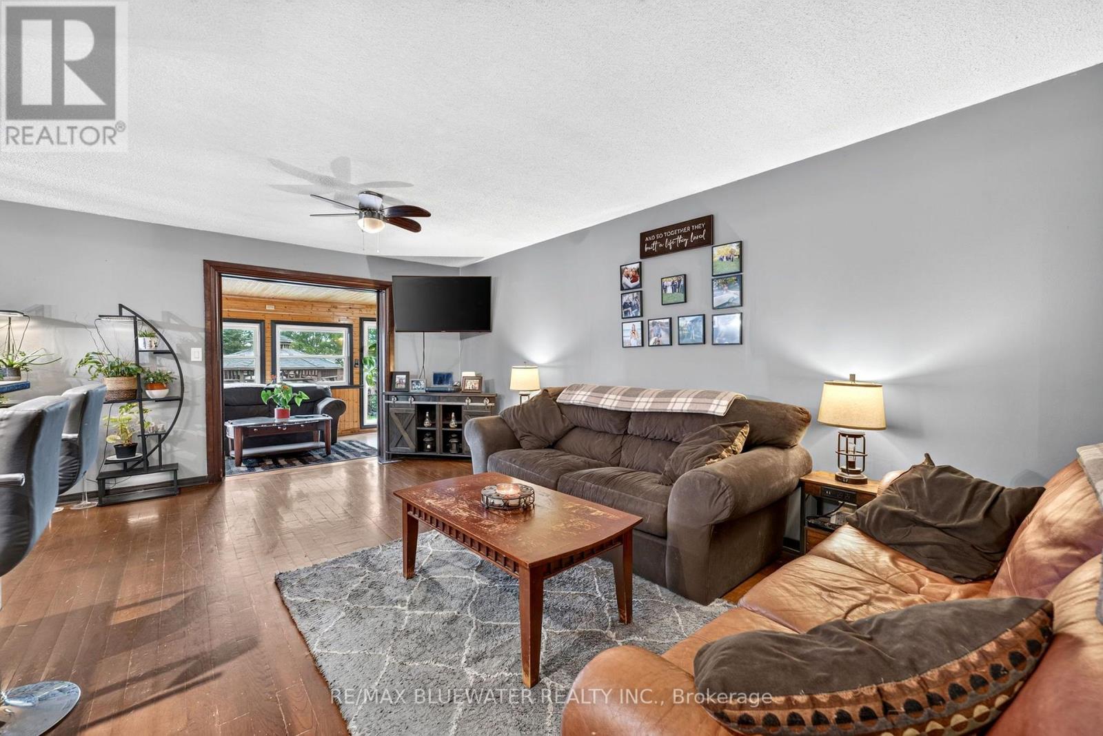 210 Hill Street Property Photo 5