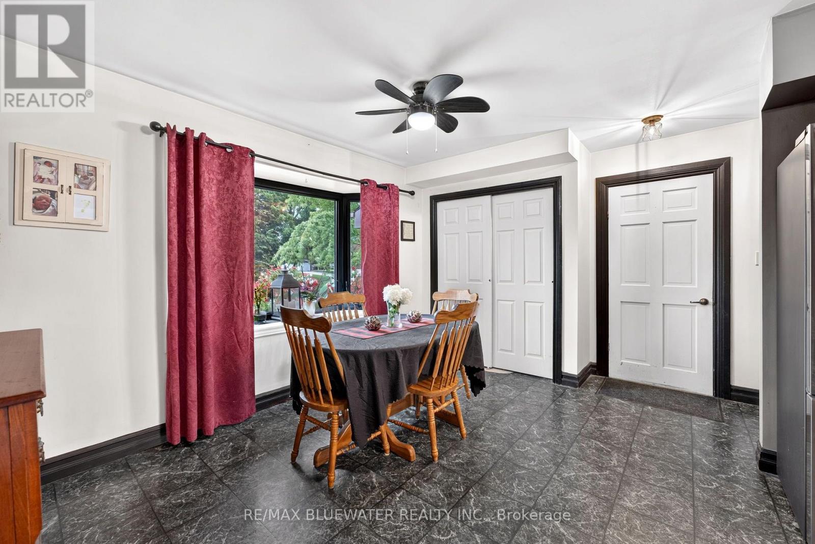 210 Hill Street Property Photo 9