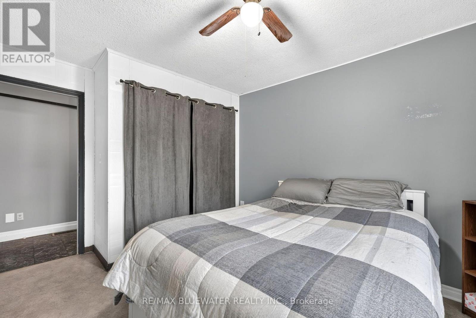 210 Hill Street Property Photo 15