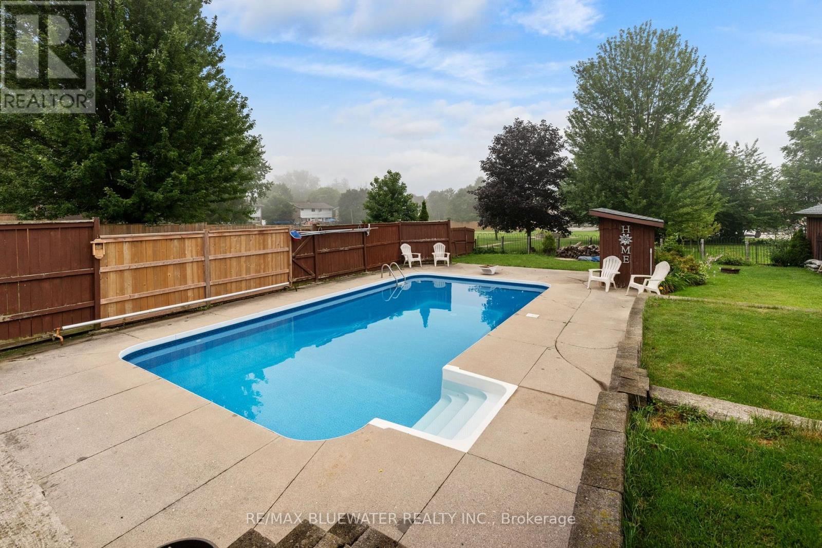 210 Hill Street Property Photo 36