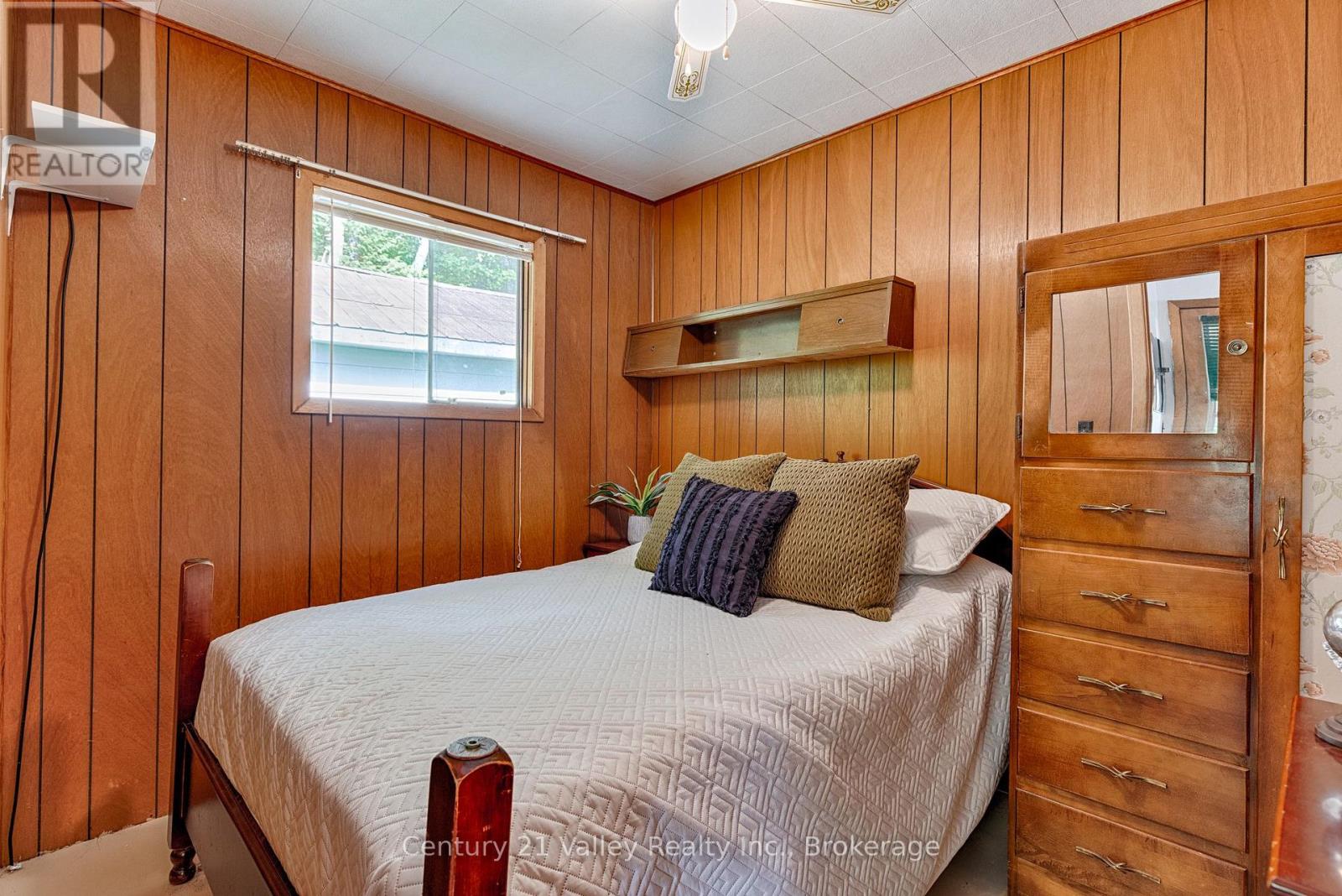 27a Maple Grove Lane Property Photo 20