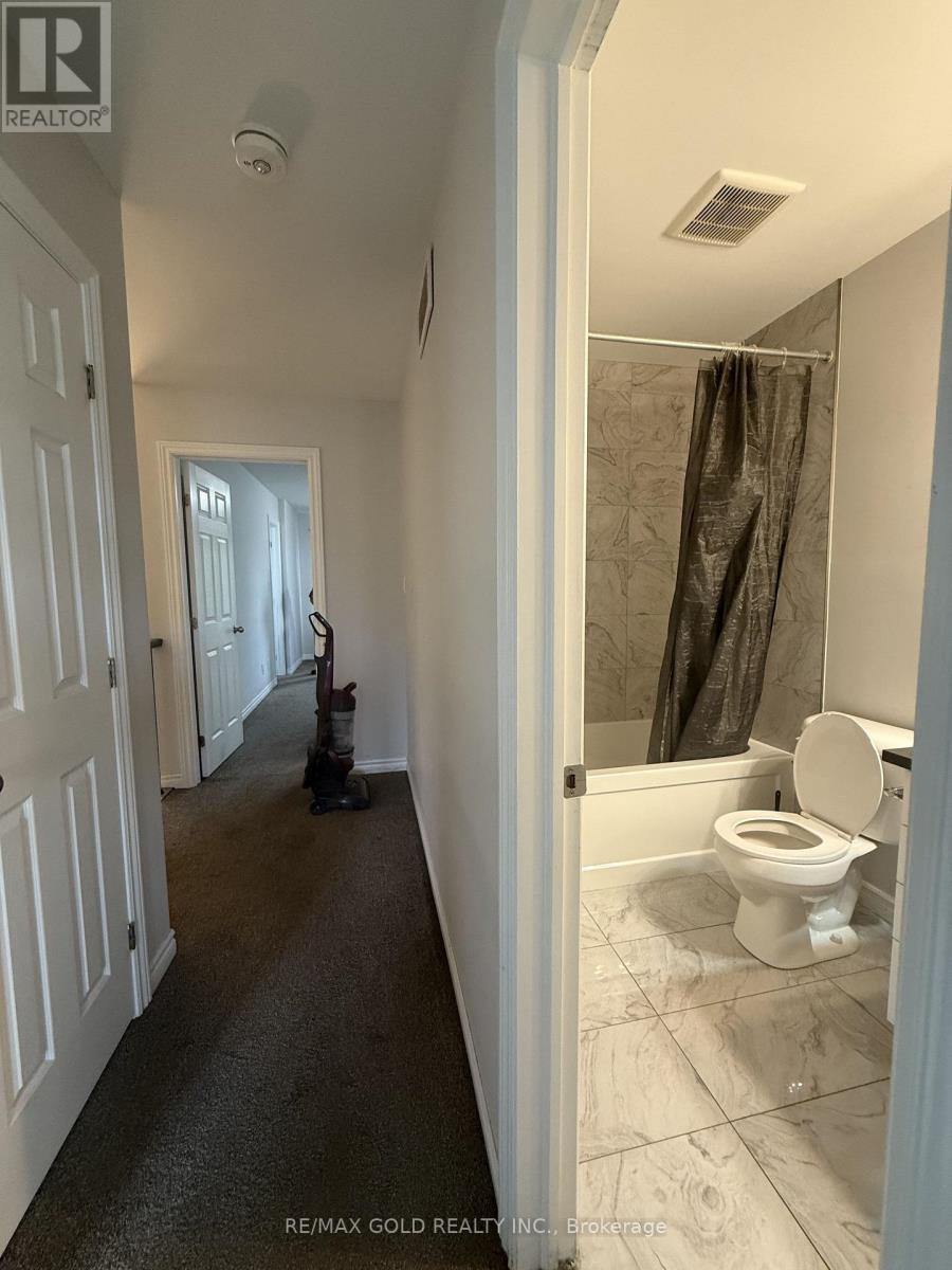 1183 Duke Street Property Photo 12