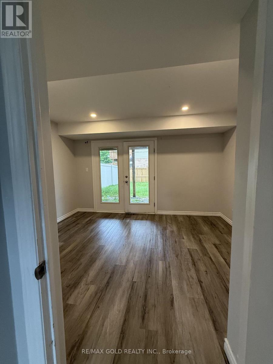1183 Duke Street Property Photo 18
