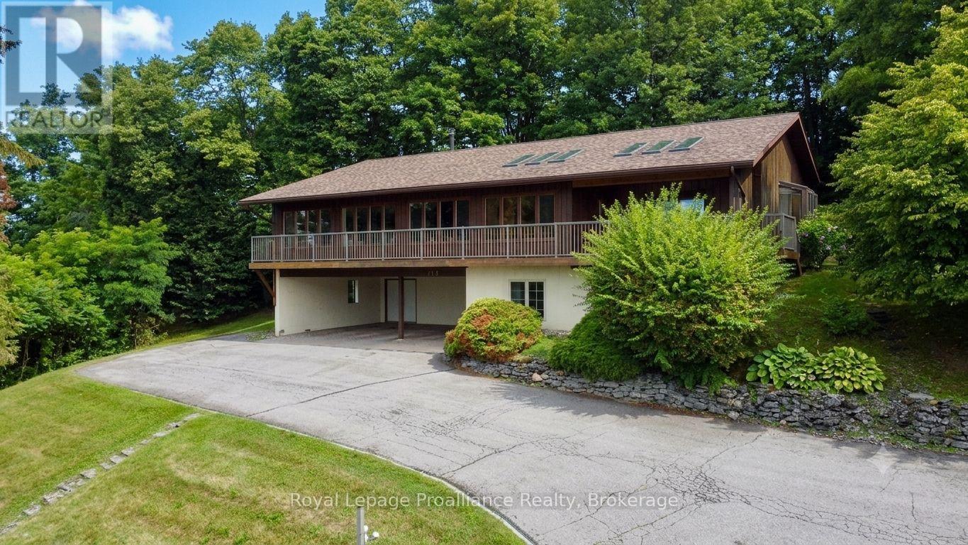 144 Elizabeth Street Property Photo 6