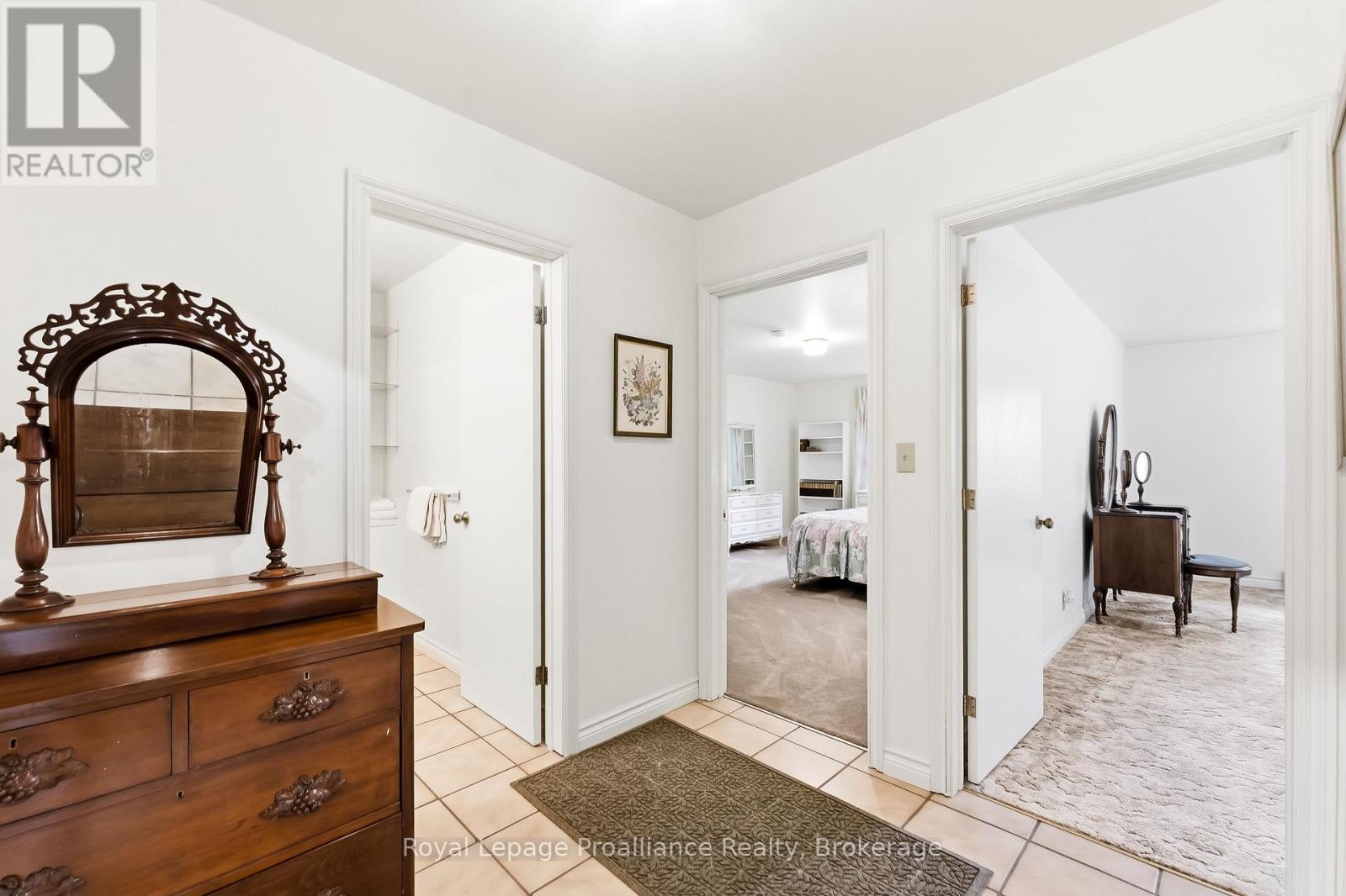 144 Elizabeth Street Property Photo 35