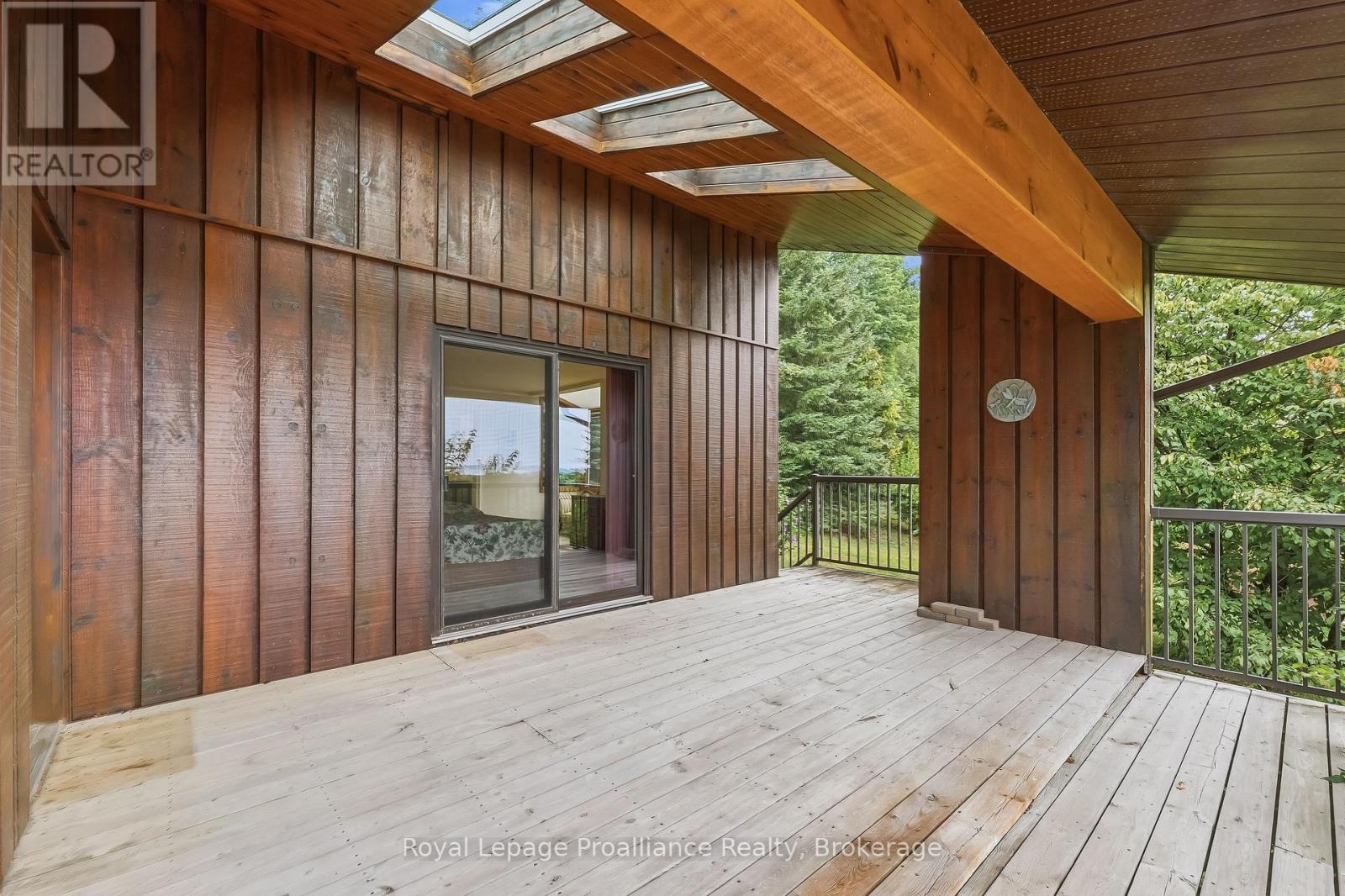 144 Elizabeth Street Property Photo 41