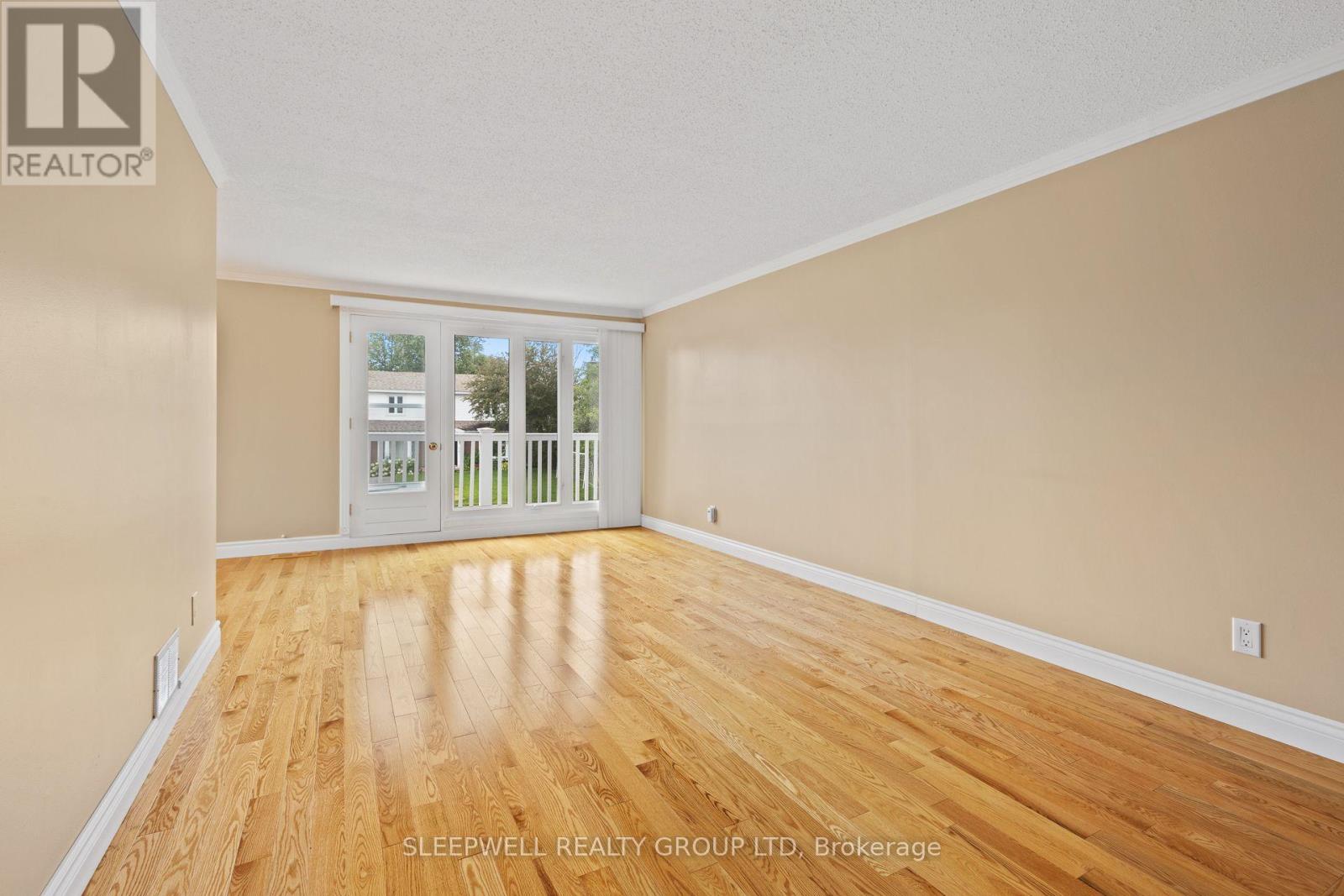 42 Charkay Street Property Photo 3