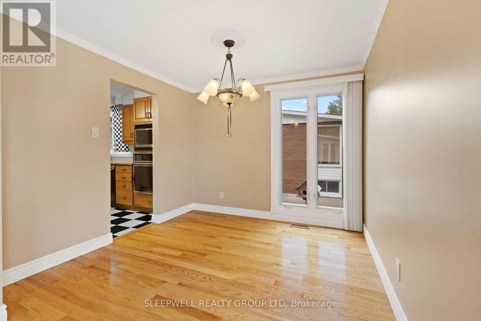 42 Charkay Street Property Photo 9