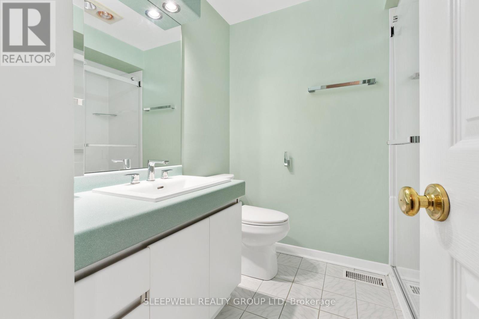 42 Charkay Street Property Photo 12