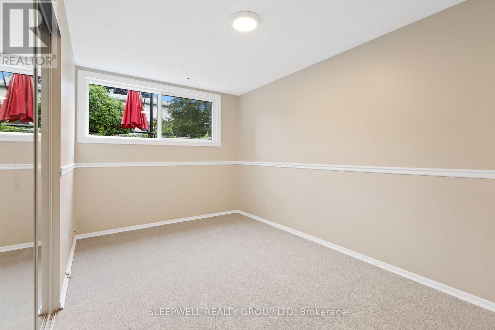 42 Charkay Street Property Photo 15