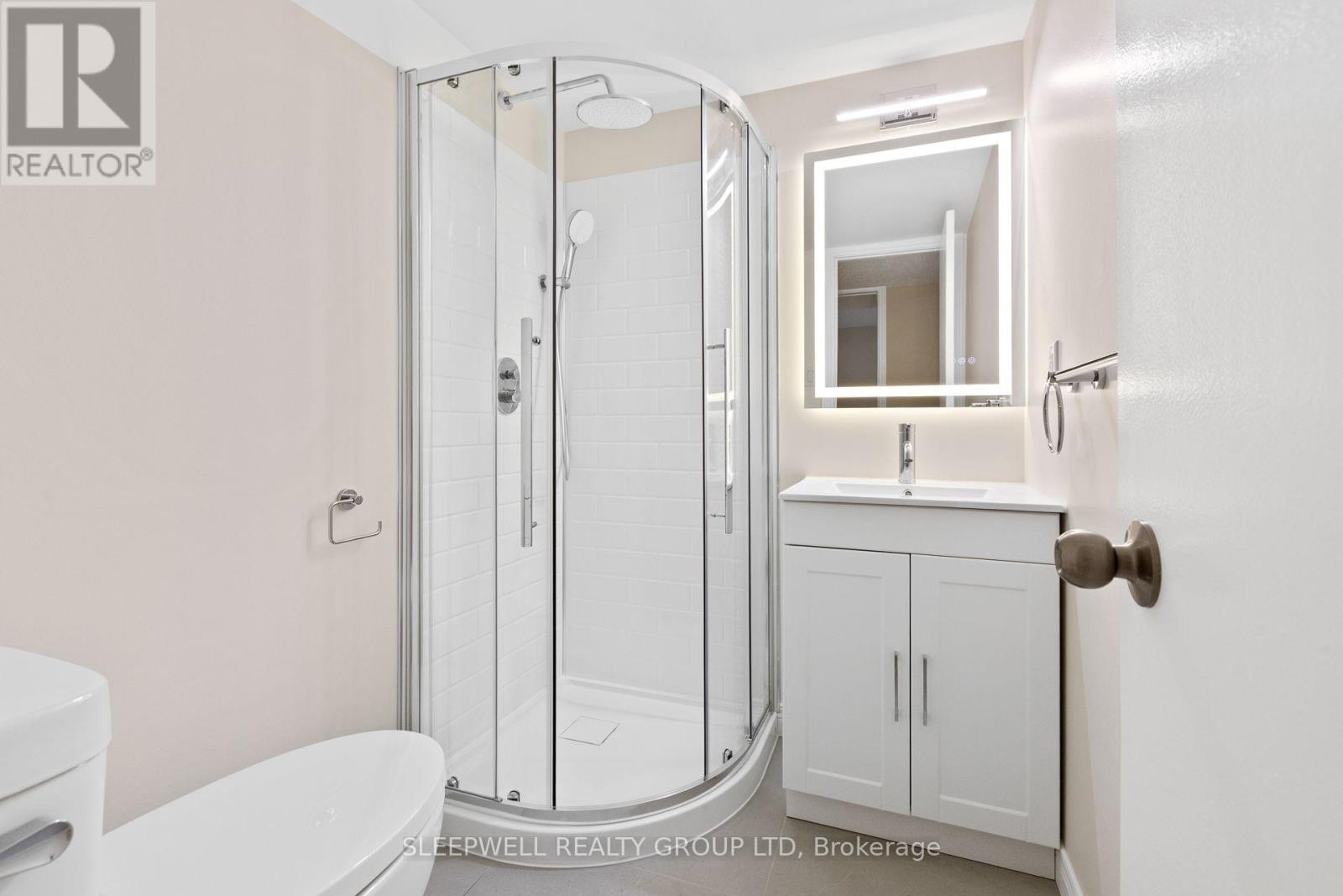 42 Charkay Street Property Photo 17