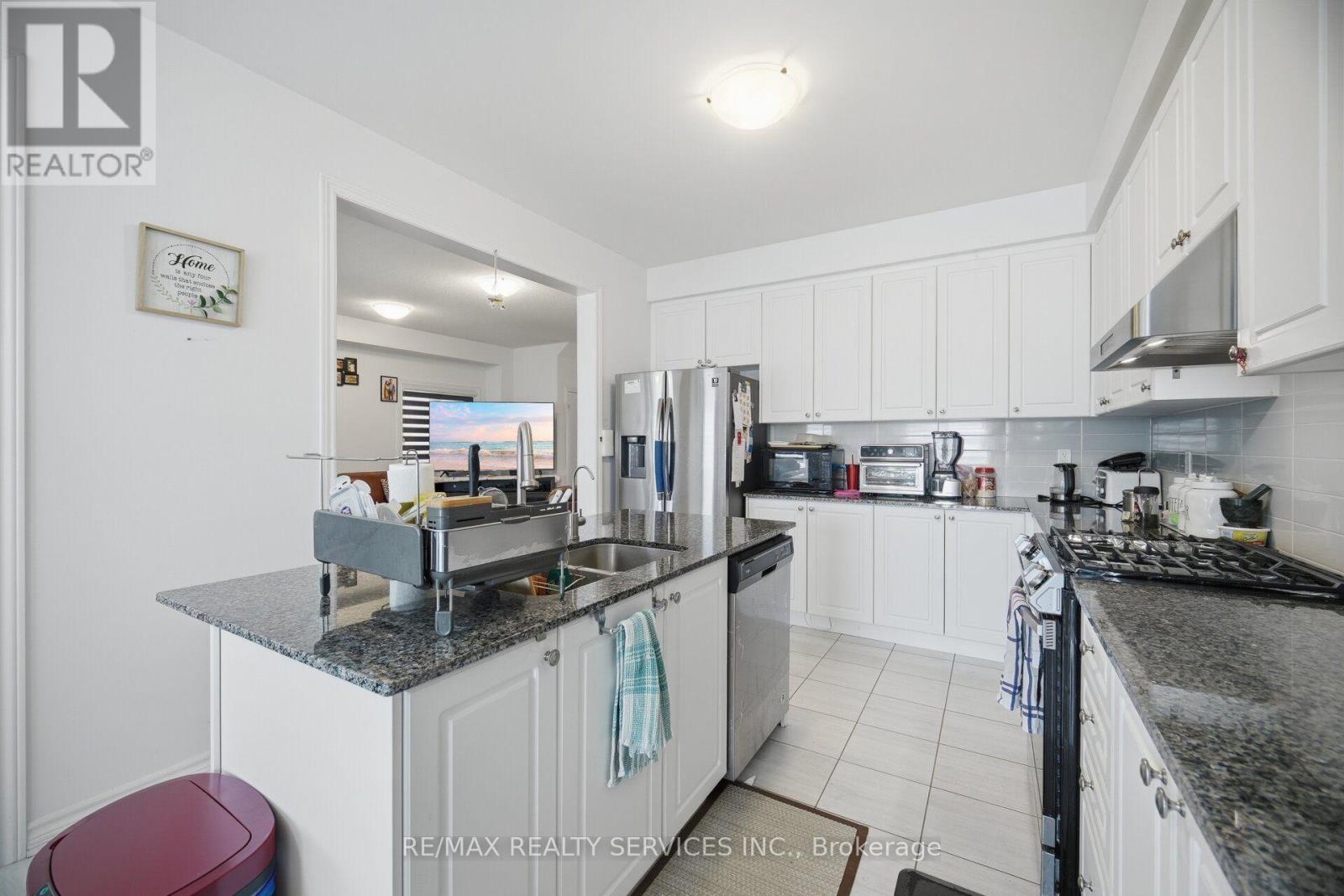 106 Seeley Avenue Property Photo 14