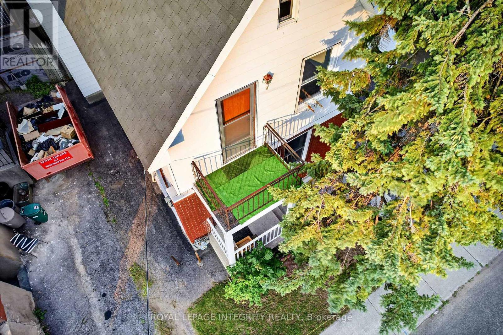 141 Percy Street Property Photo 34