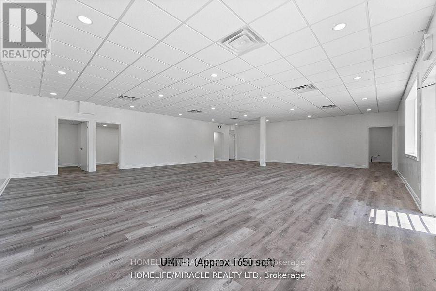 235 Dundas Street Property Photo 4