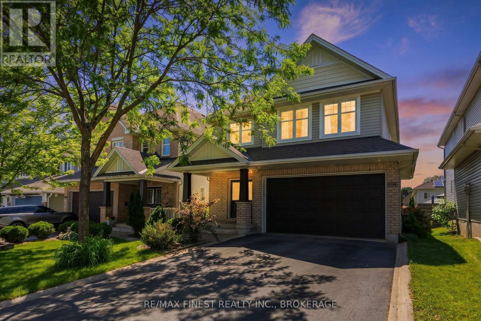 896 COTTONWOOD AVENUE