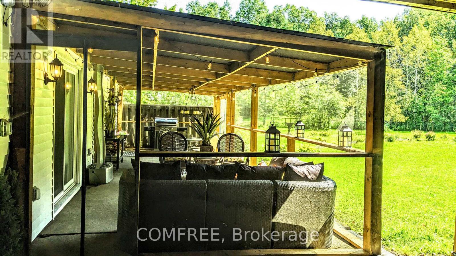 8950 Brown Road Property Photo 4