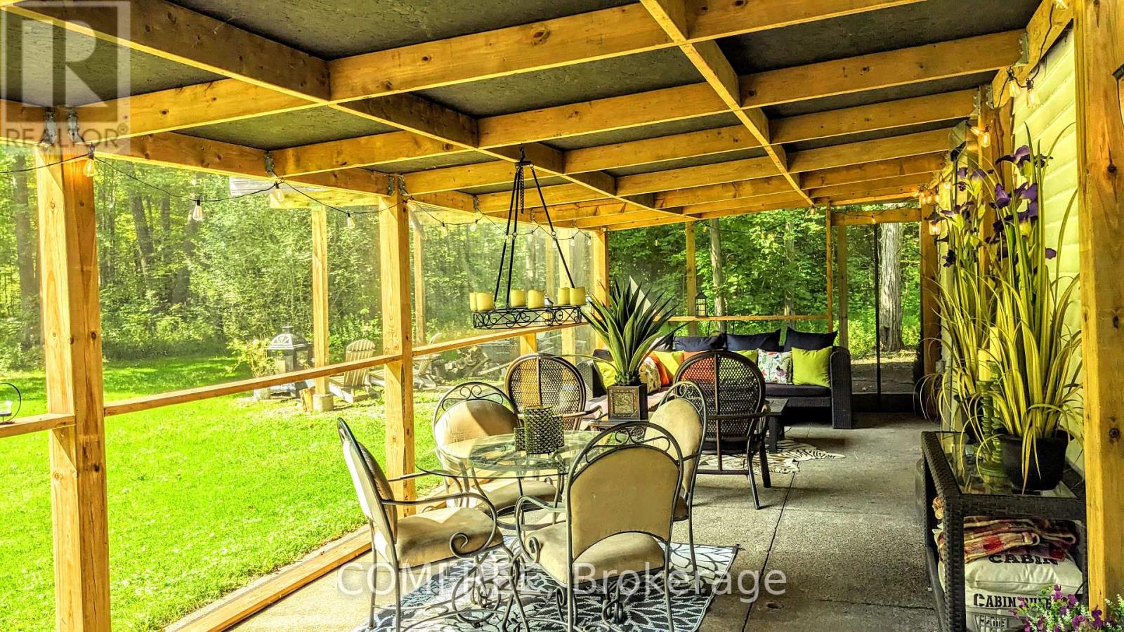 8950 Brown Road Property Photo 5