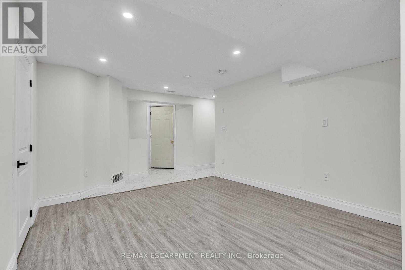 73 Fitzgerald Drive Property Photo 41