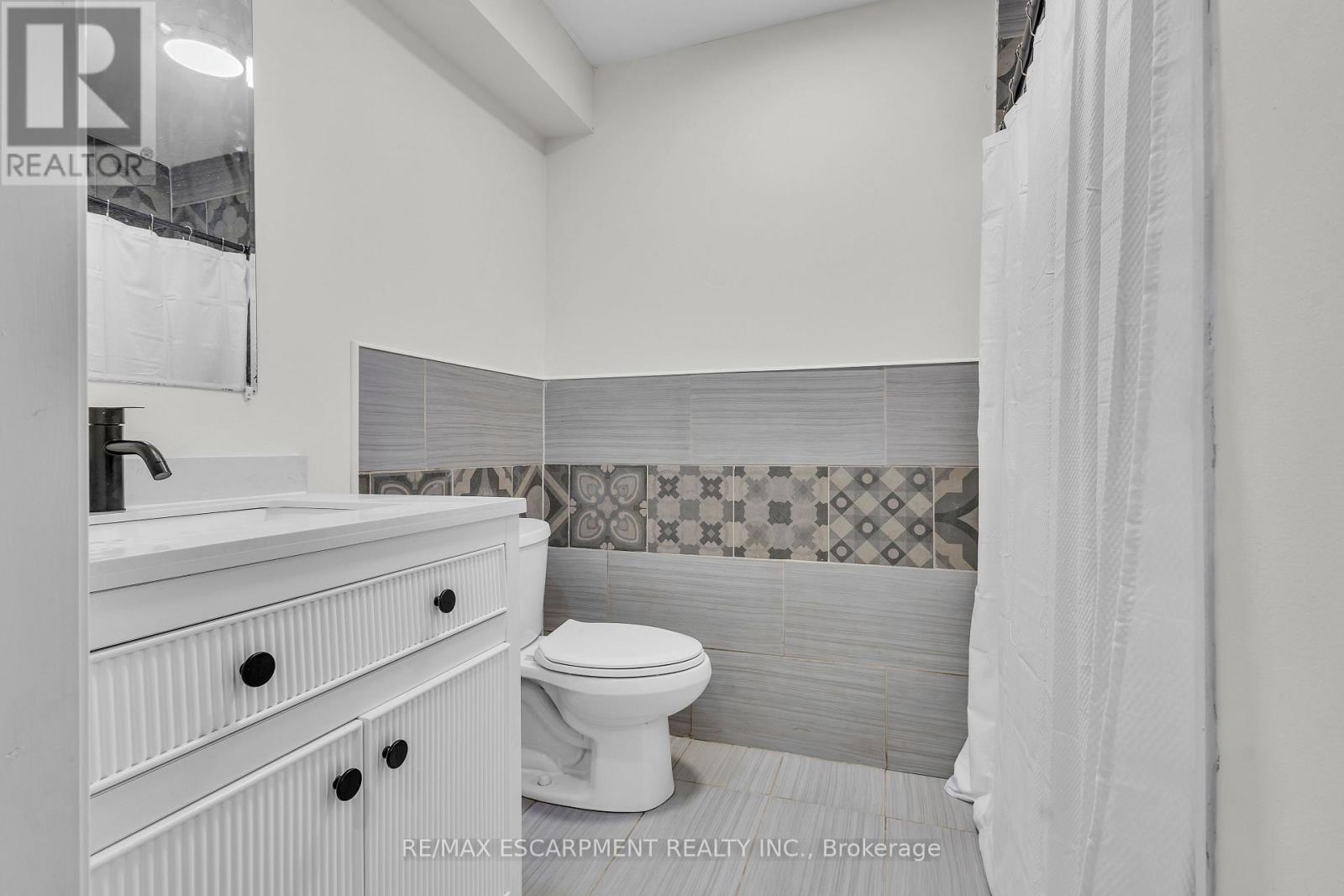 73 Fitzgerald Drive Property Photo 44