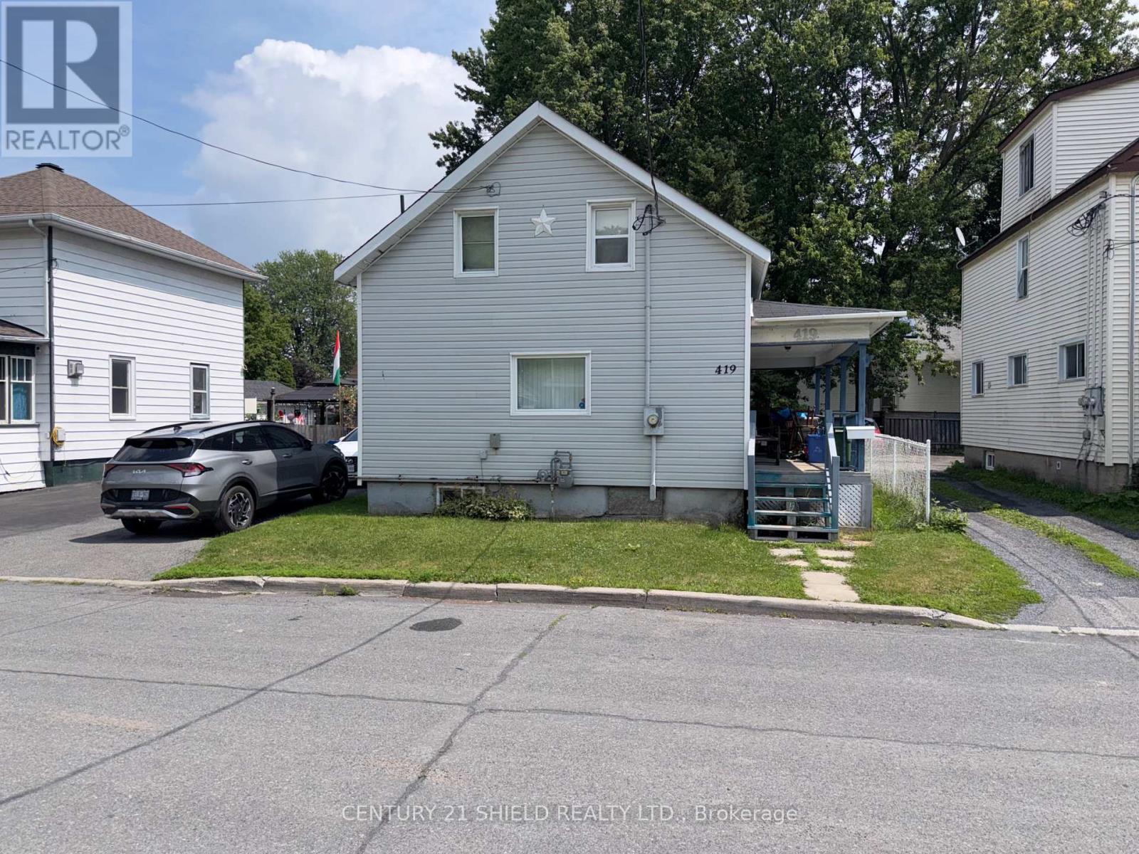419 Bedford Street Property Photo 1