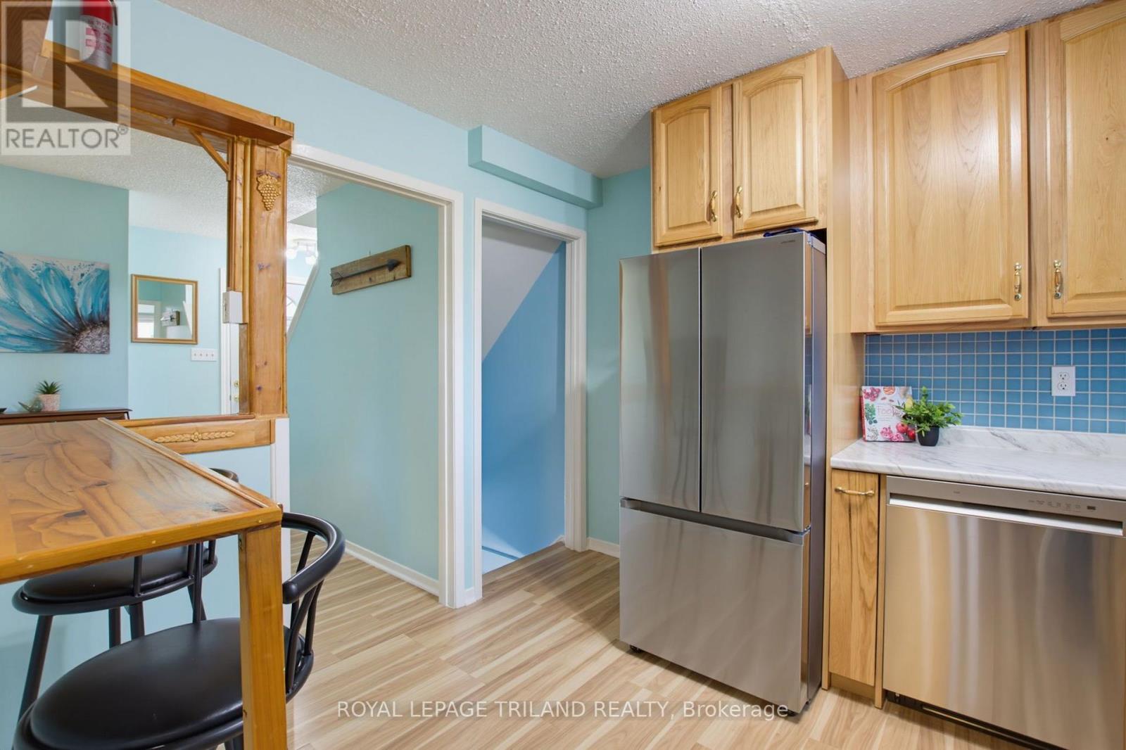 45 - 825 Dundalk Drive Property Photo 12