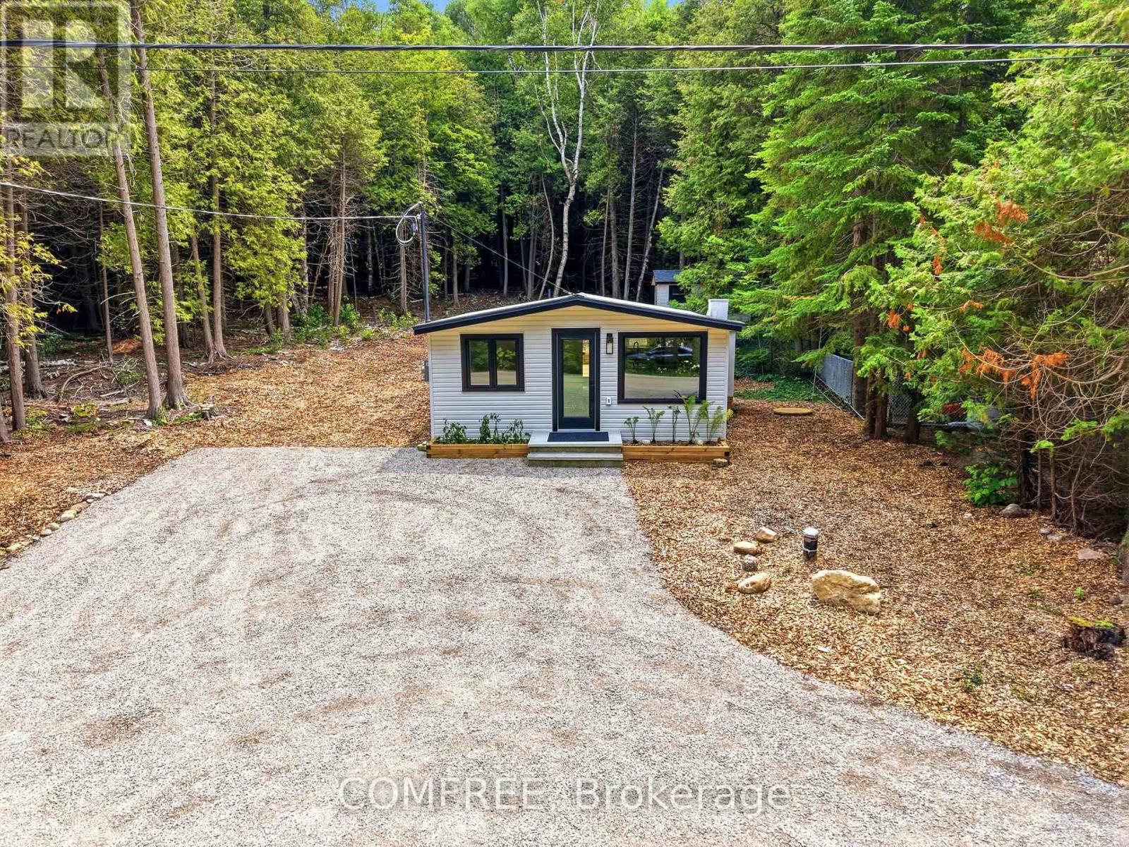 86 South Shore Road Property Photo 3