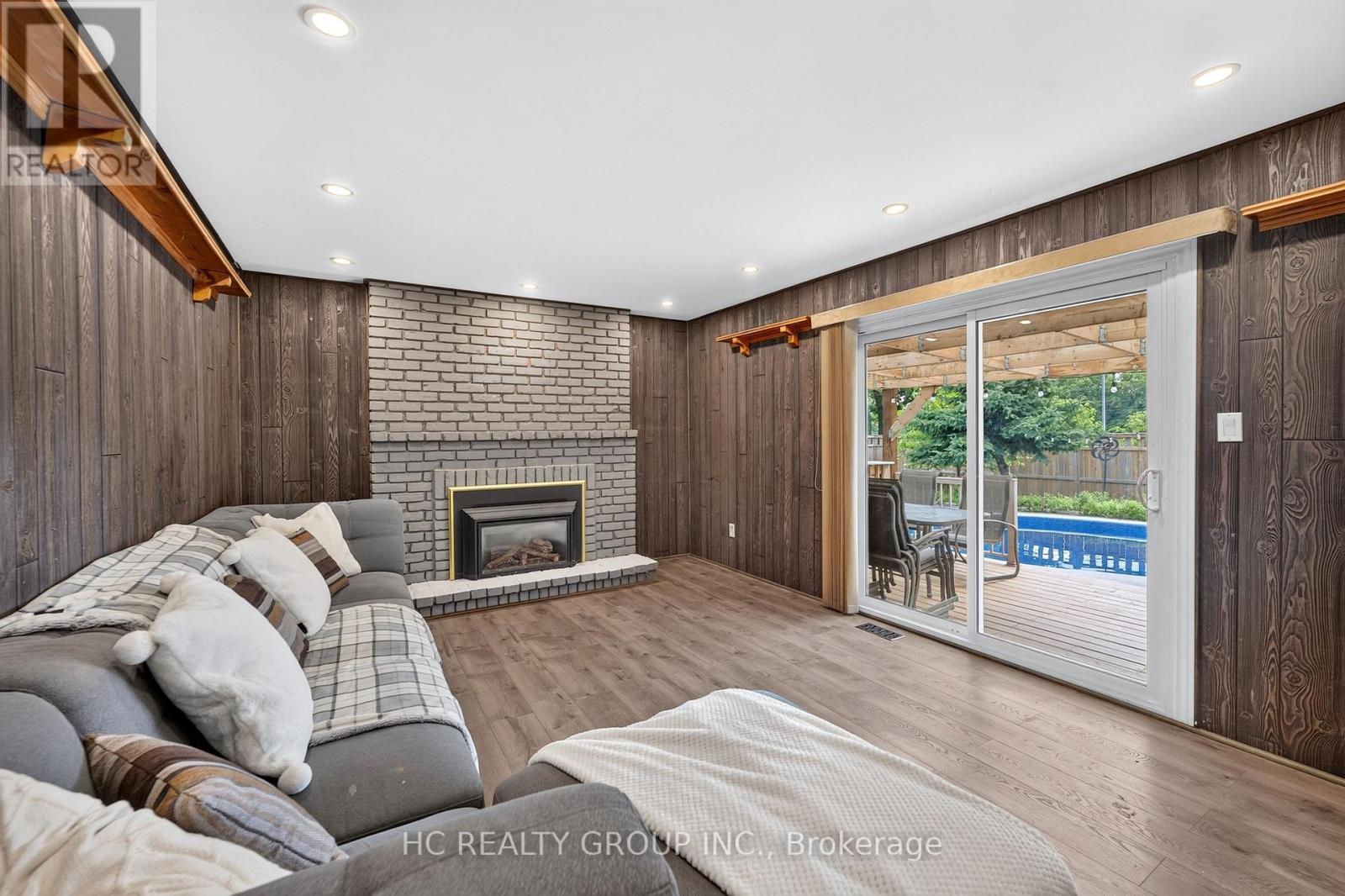 22 Fireside Drive Property Photo 14