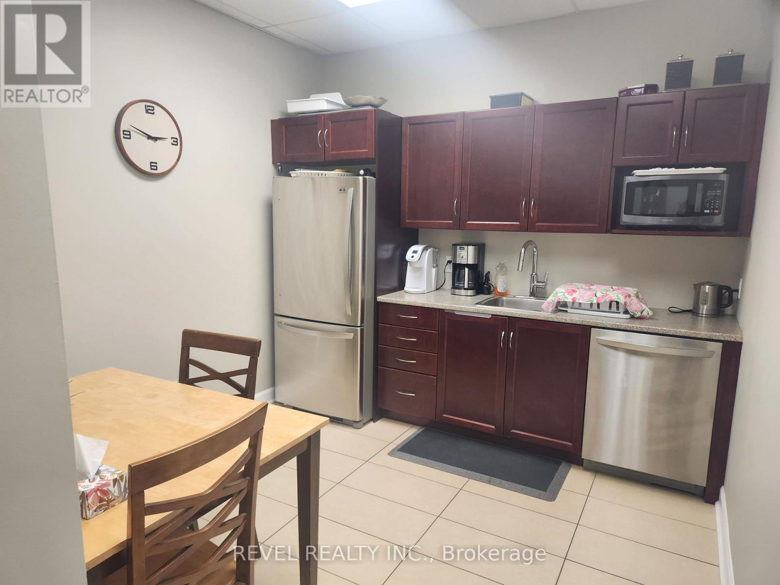105 - 500 Claridge Drive Property Photo 13