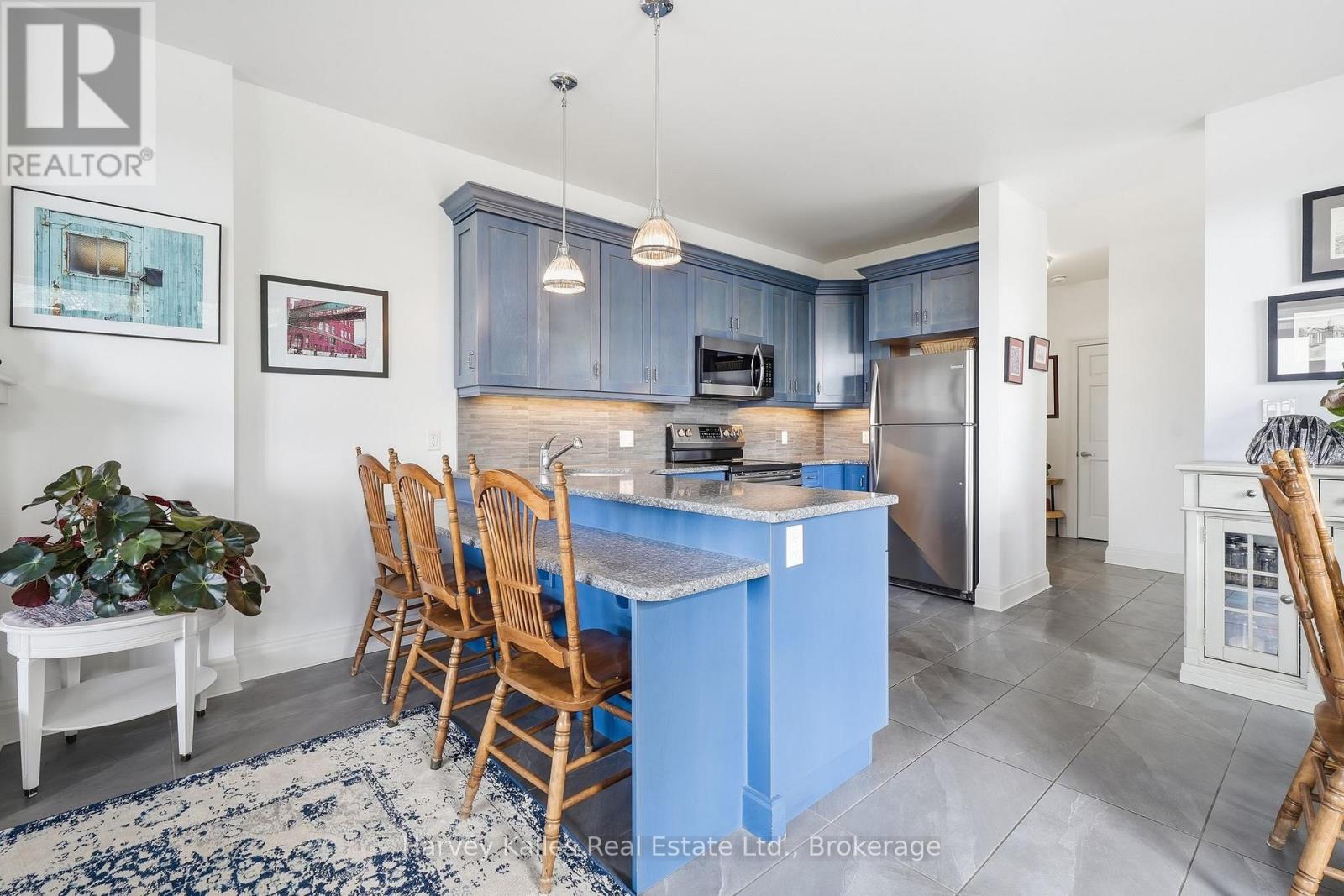 12399 Loyalist Parkway Property Photo 12