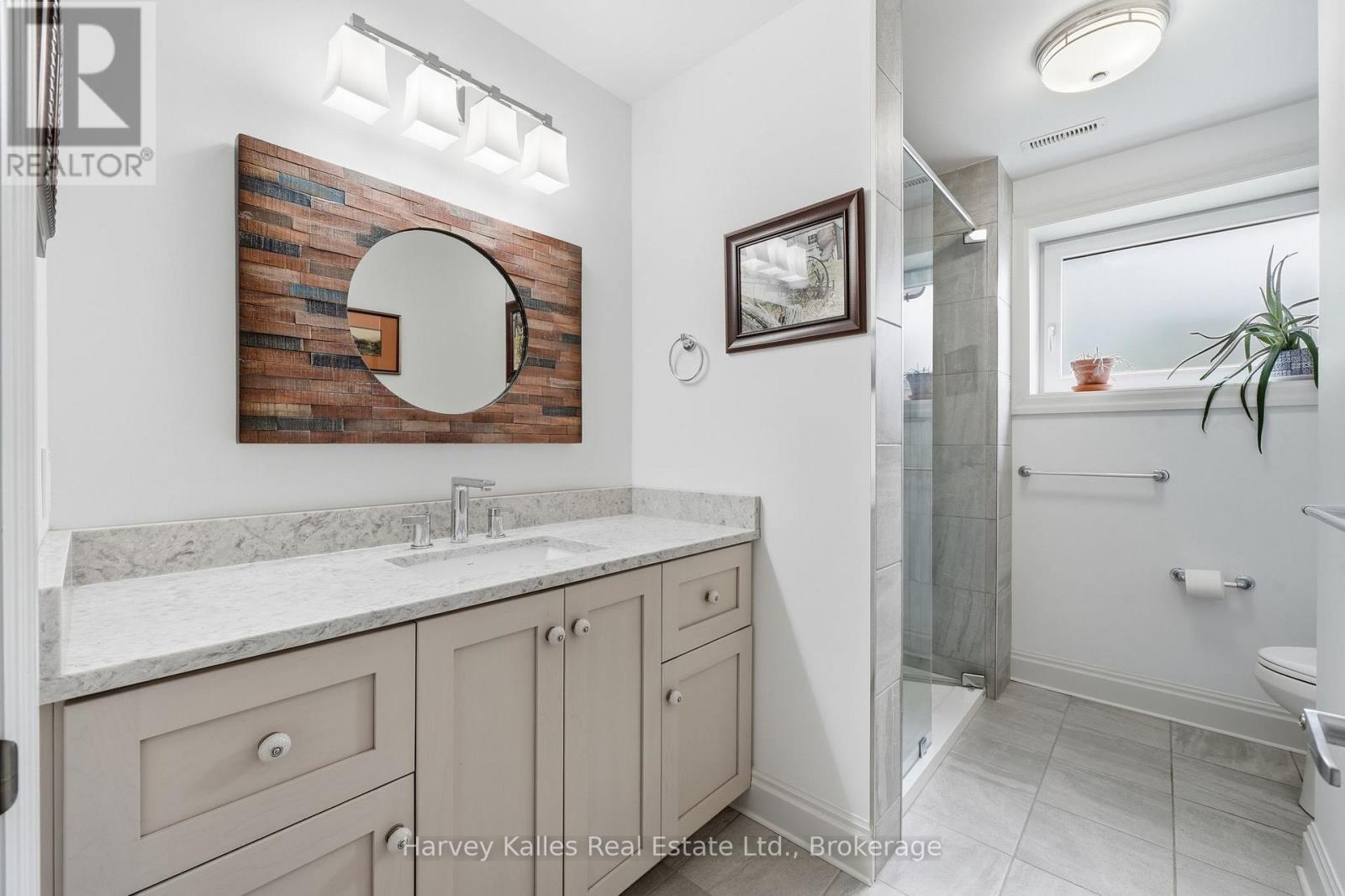 12399 Loyalist Parkway Property Photo 22
