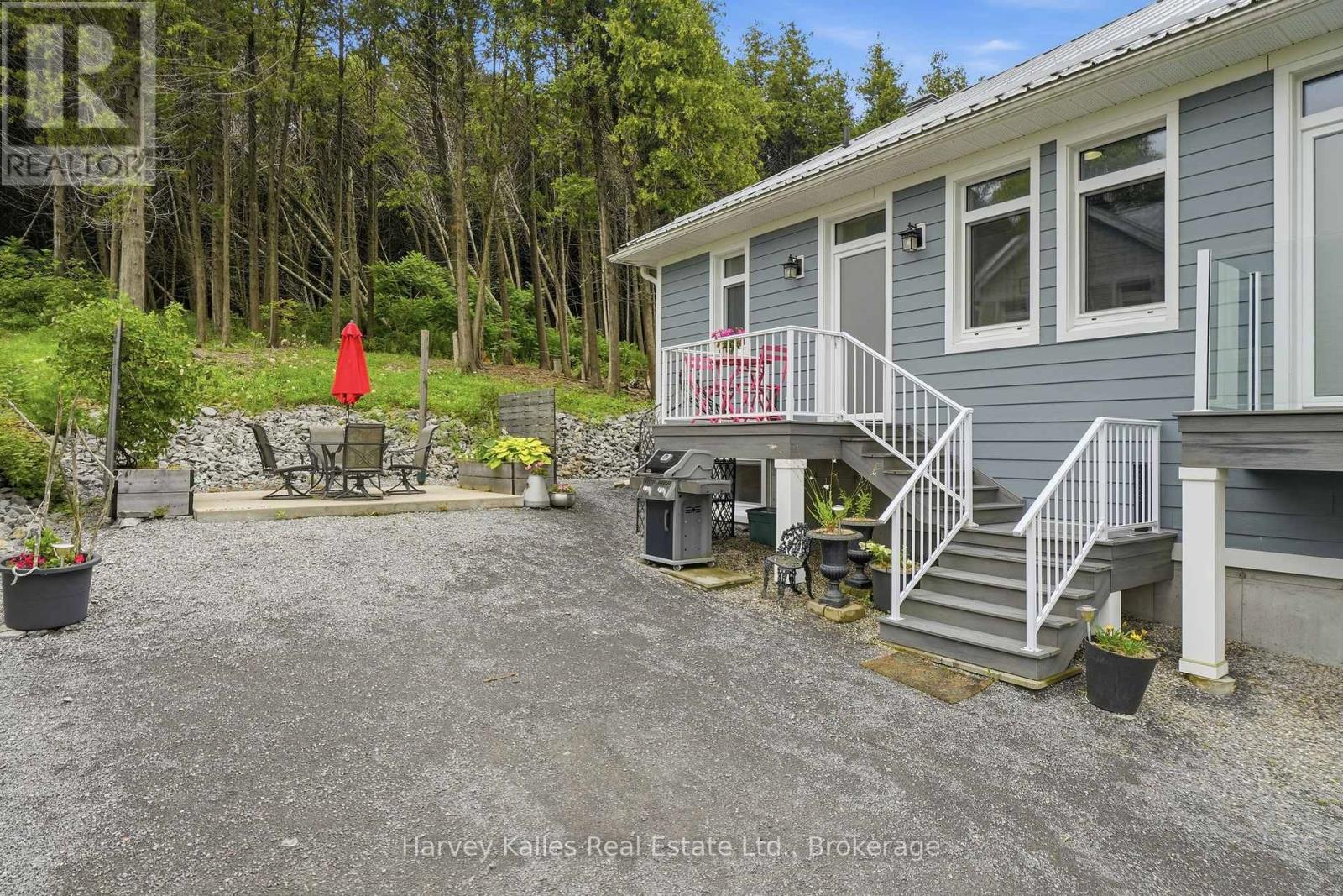 12399 Loyalist Parkway Property Photo 25