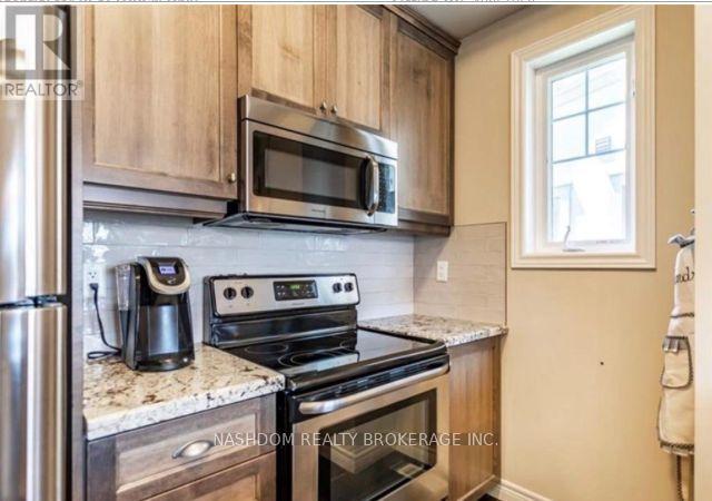 10 Egleston Lane Property Photo 4