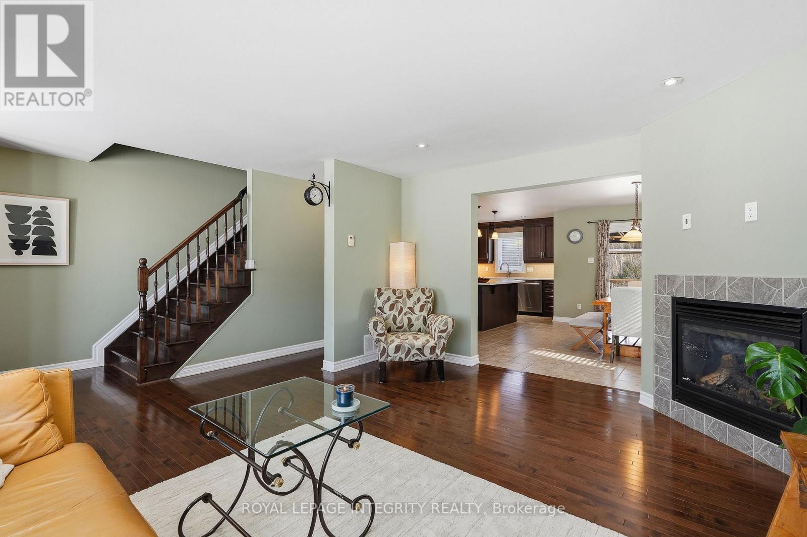 53 Beaver Lane Property Photo 4