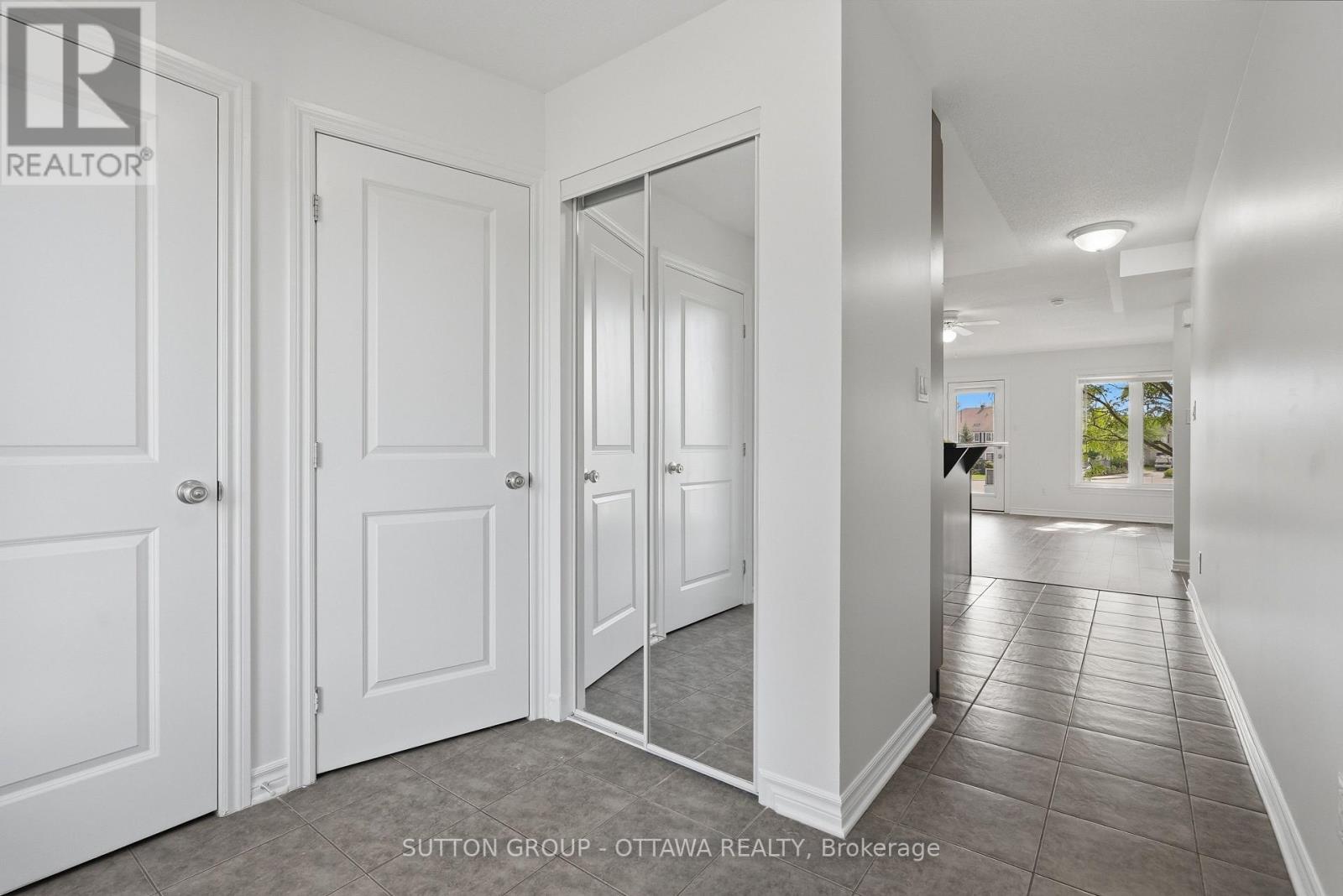 2563 Longfields Drive Property Photo 6