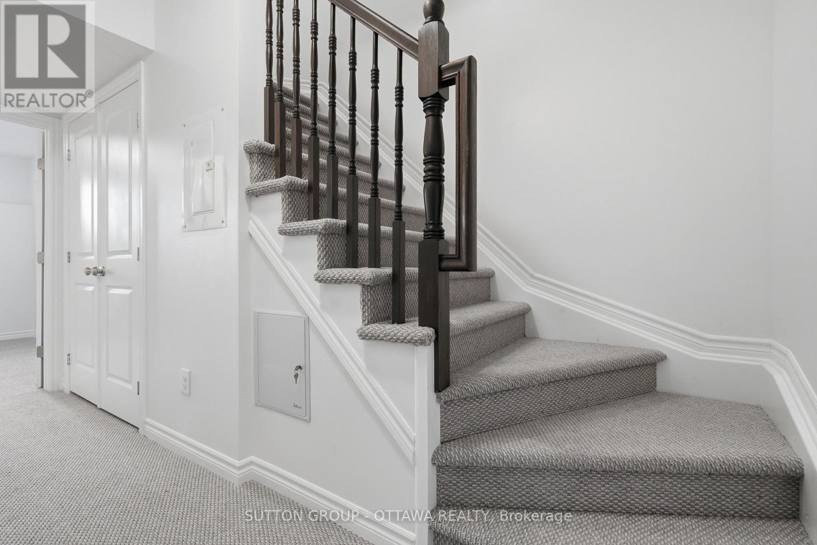 2563 Longfields Drive Property Photo 21