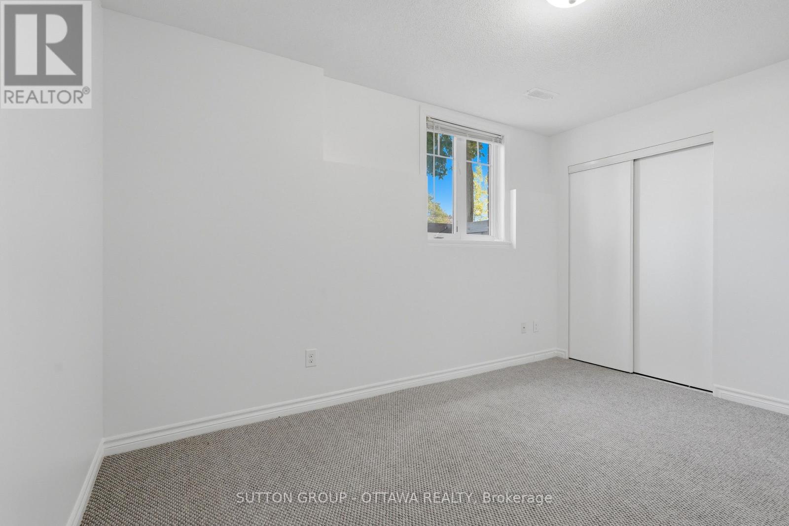 2563 Longfields Drive Property Photo 25