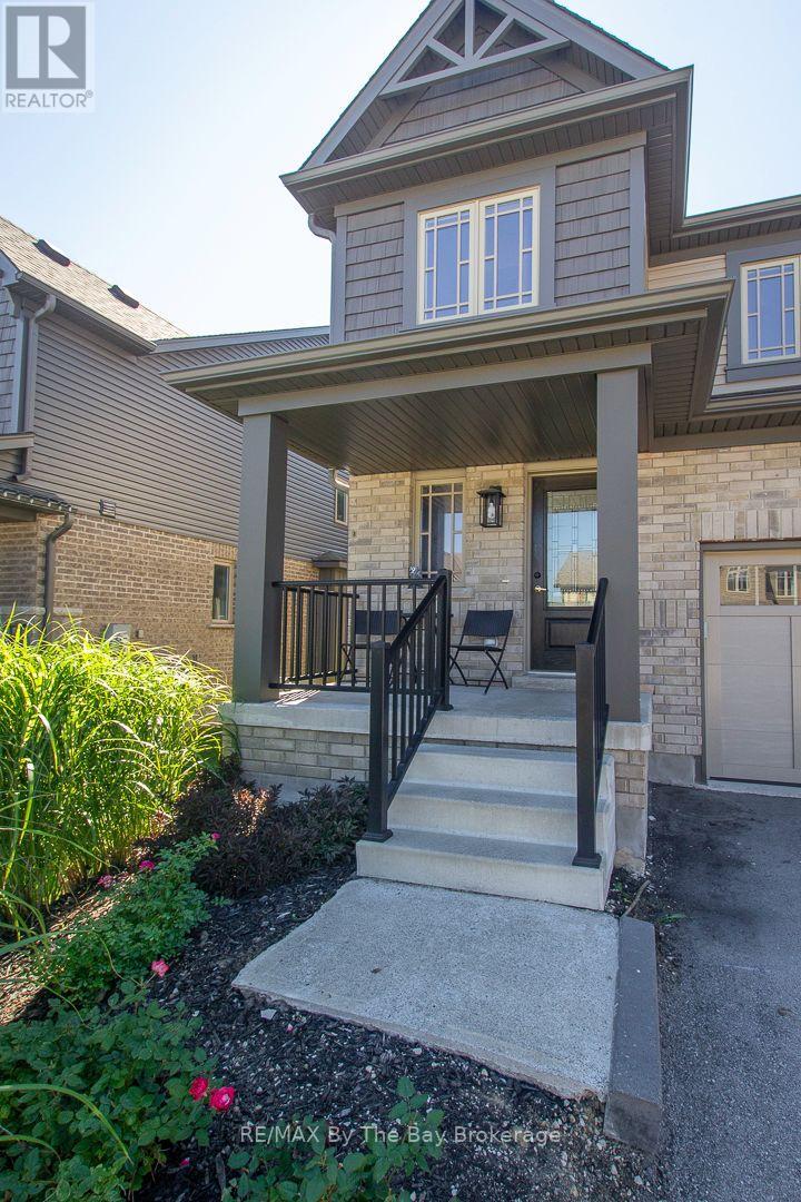 131 Stonebrook Way Property Photo 4