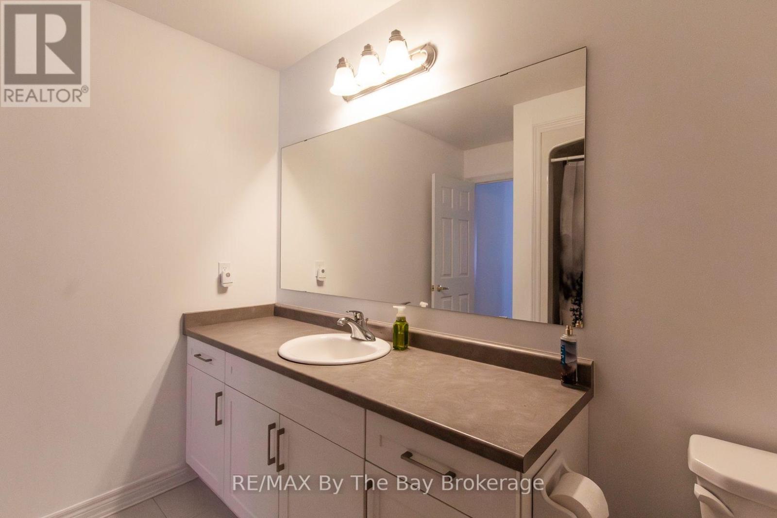 131 Stonebrook Way Property Photo 18