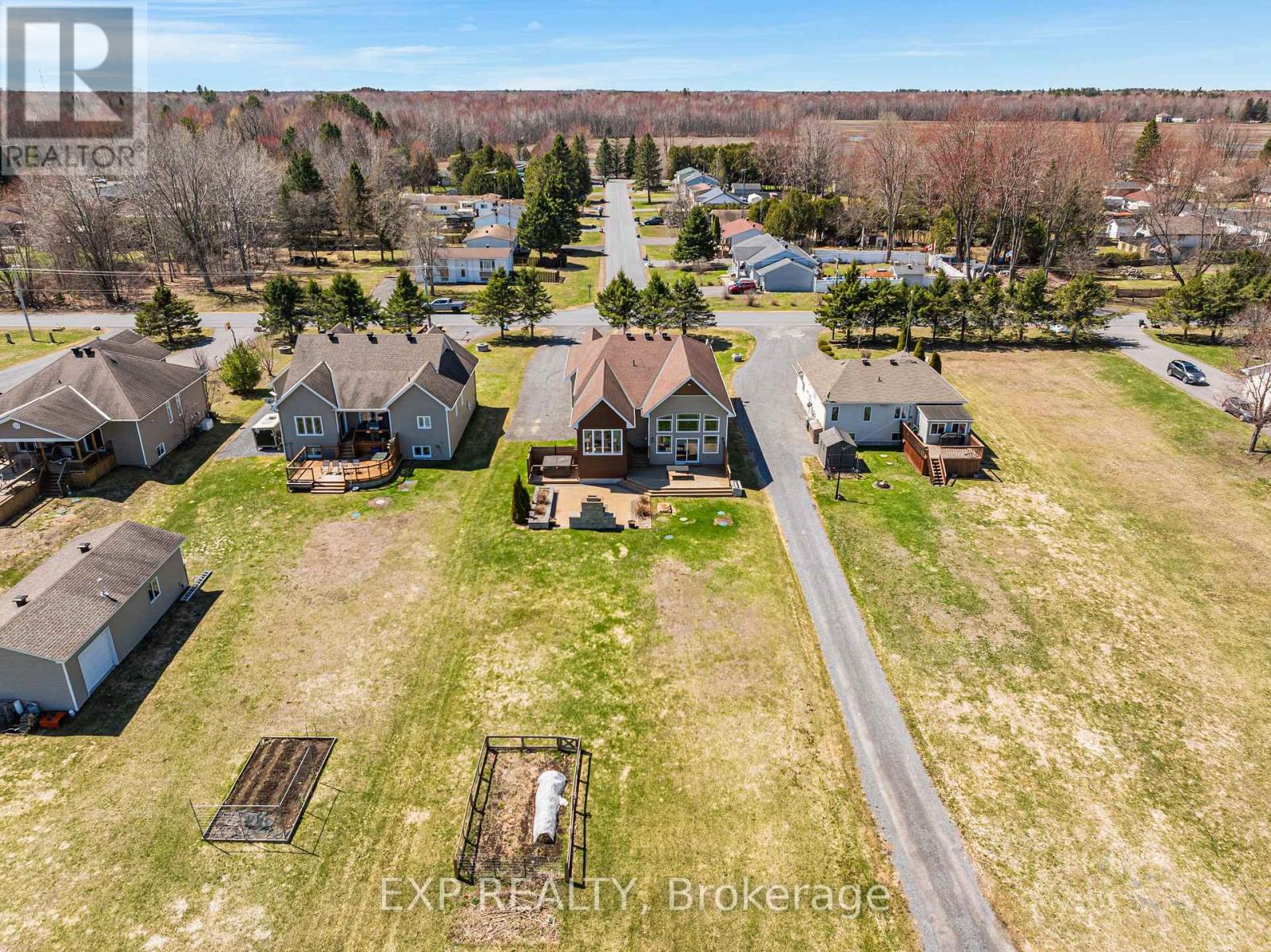 47 Beaver Lane Property Photo 34