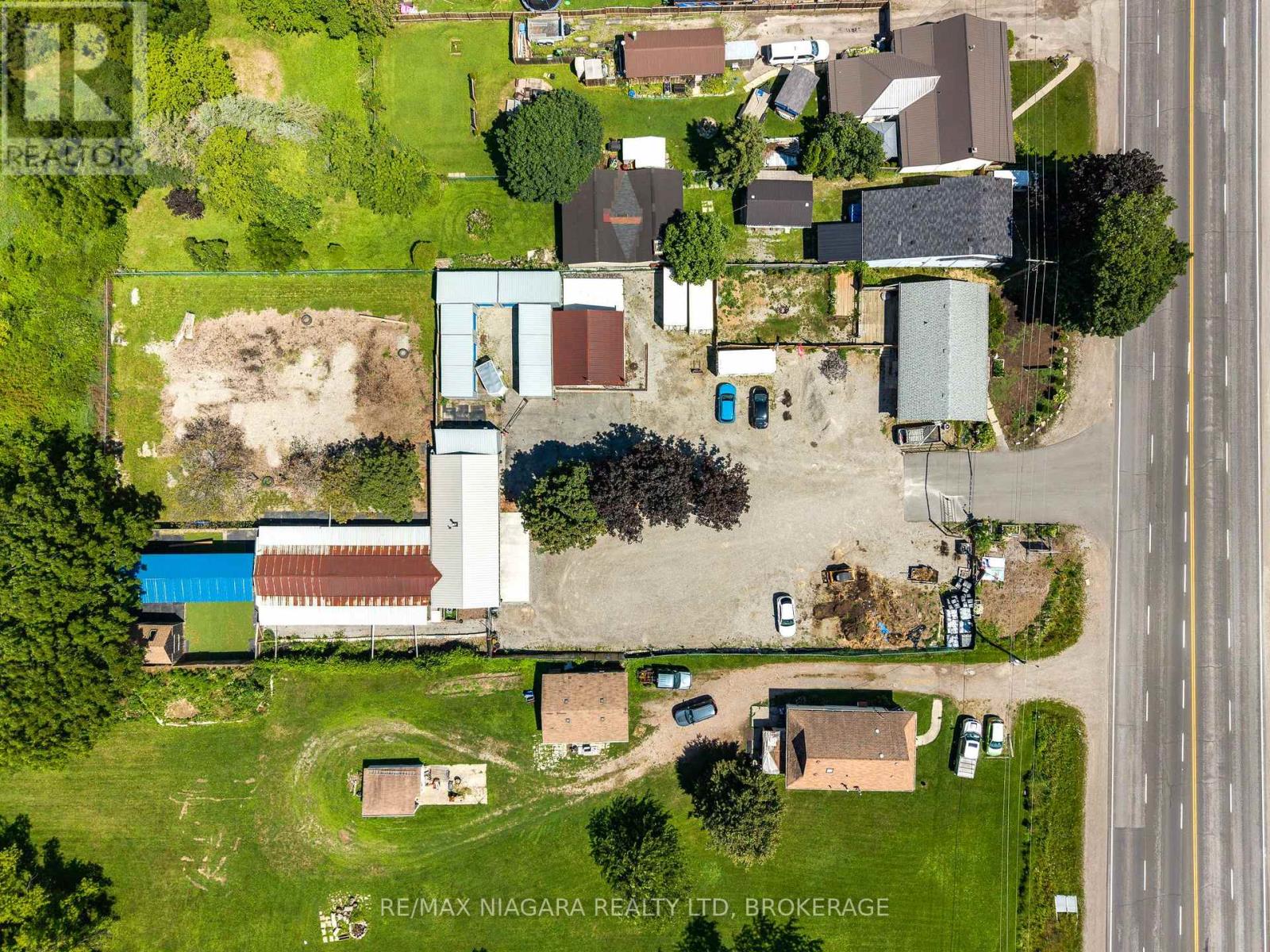 2300 Hwy 6 Highway Property Photo 4