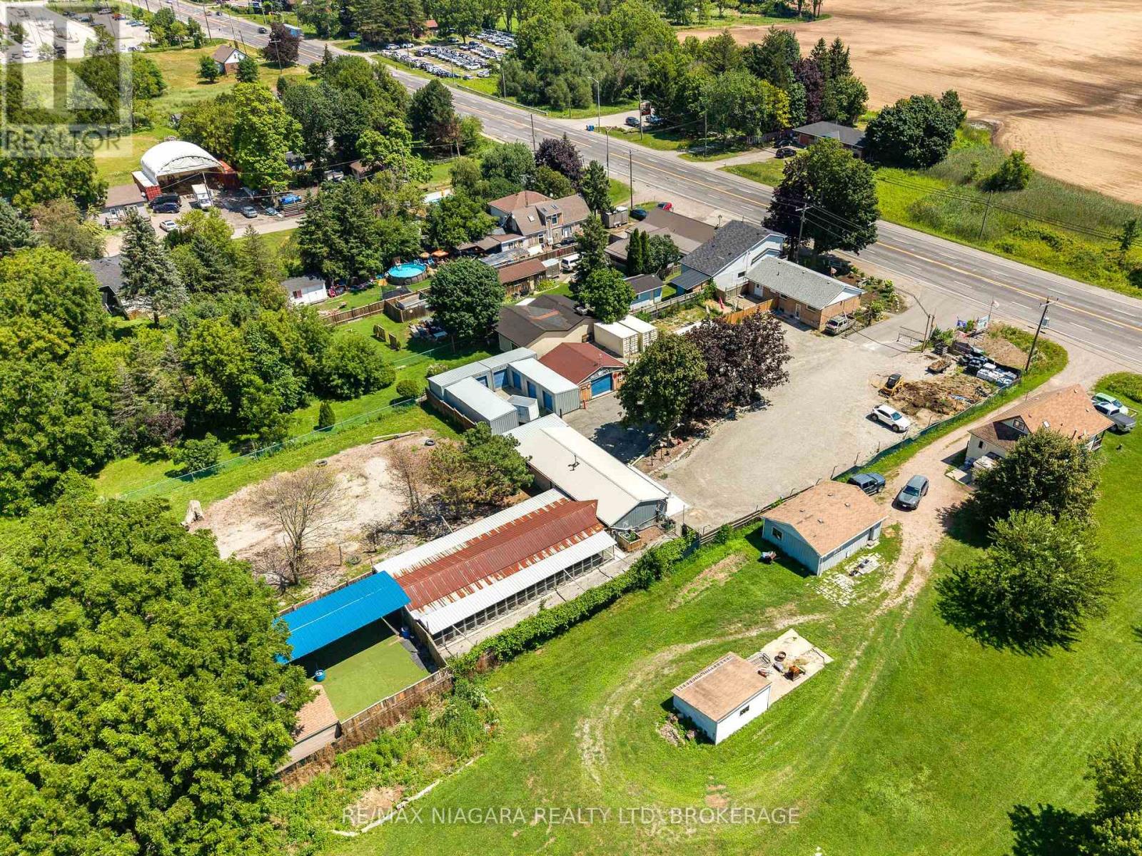2300 Hwy 6 Highway Property Photo 5