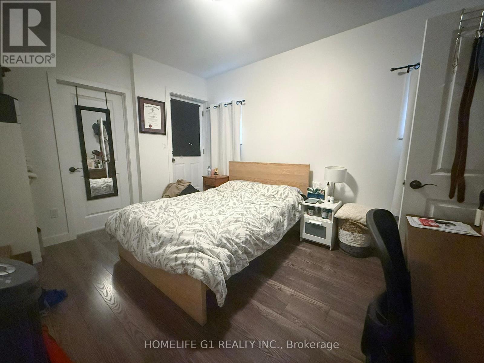 286 Hunter Street W Property Photo 15