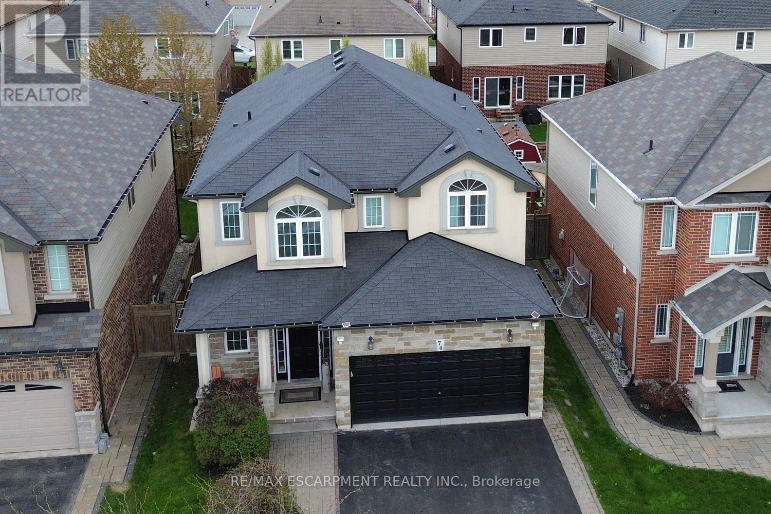74 LAMPMAN DRIVE Property Photo 1