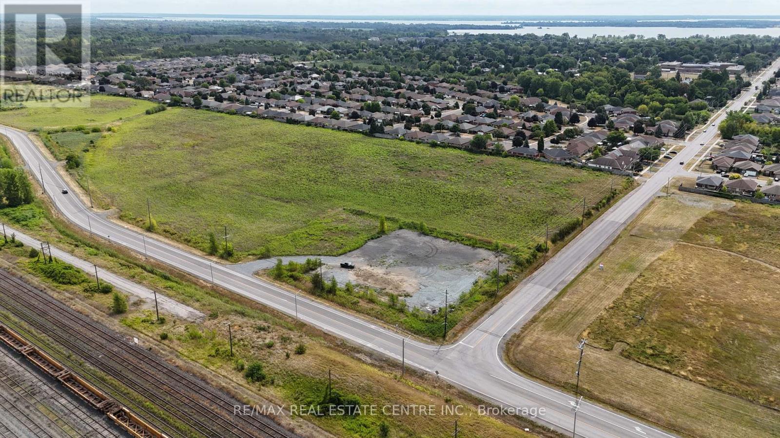 401 Farley Avenue Property Photo 3