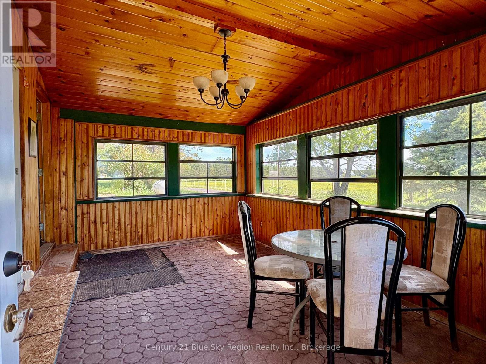 115 Bennet Road Property Photo 6
