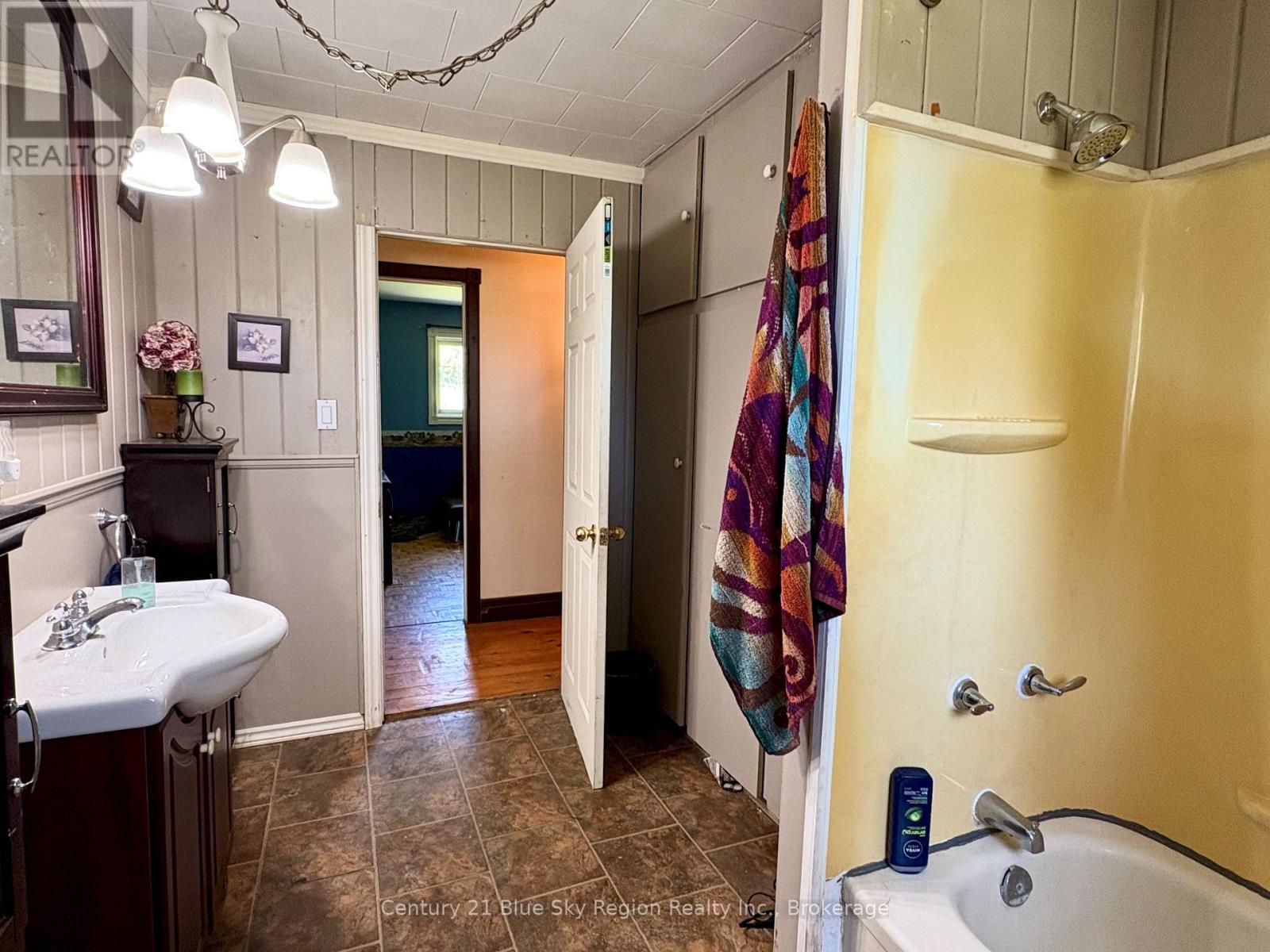 115 Bennet Road Property Photo 12