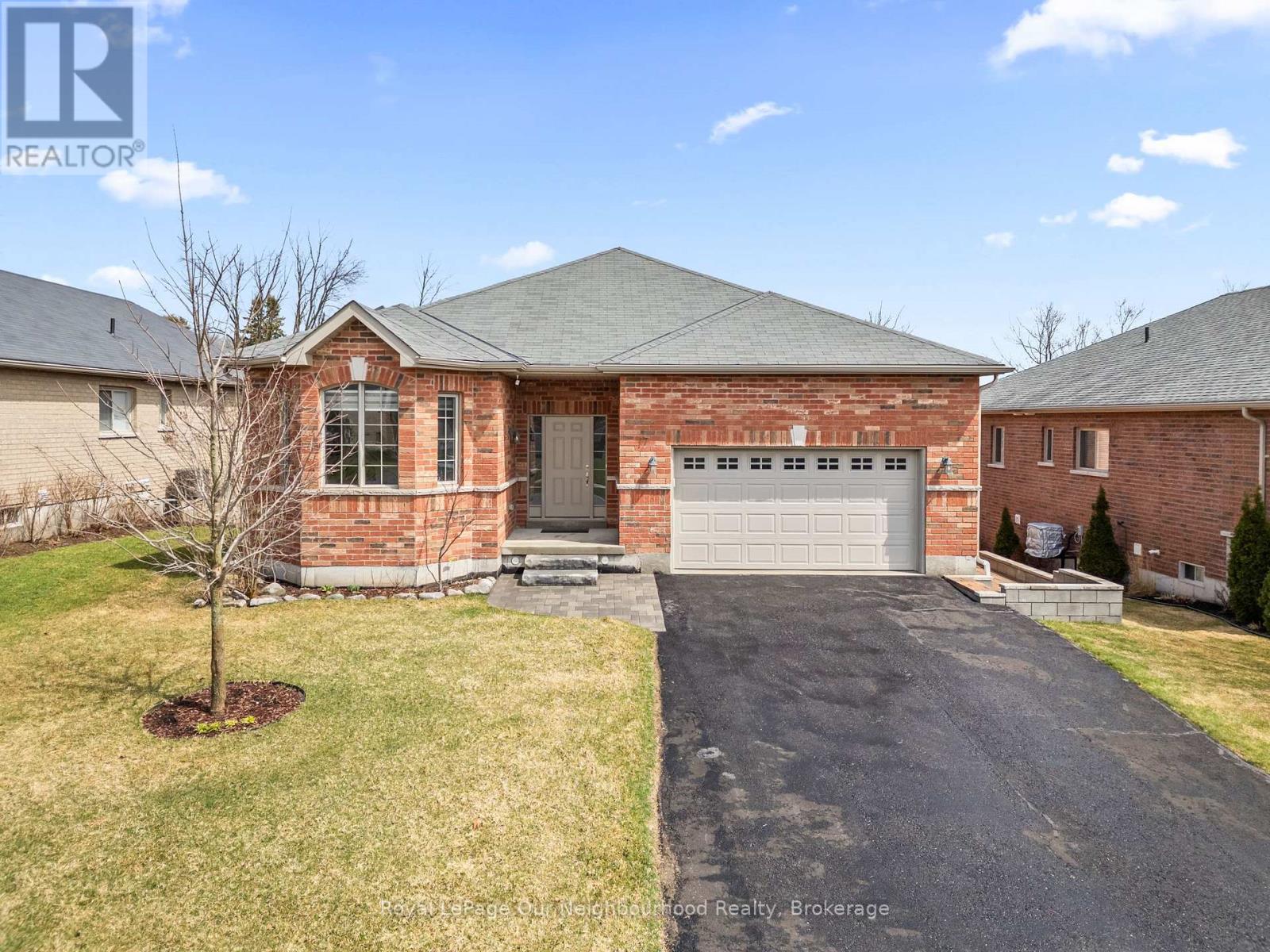 17 OLD TRAFFORD DRIVE Property Photo 1